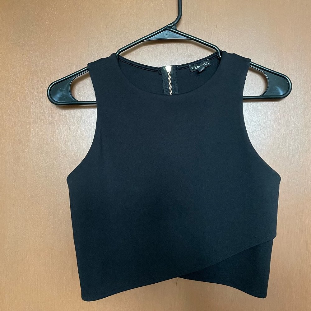 Small Black Express Crop Top